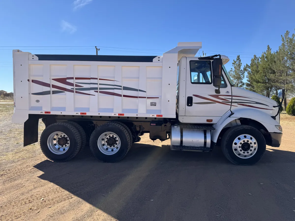 Internacional TranStar 8600 - Acorazado - 14 Metros 2006 - Motor Cummins - 613,966 millas - en venta Chihuahua