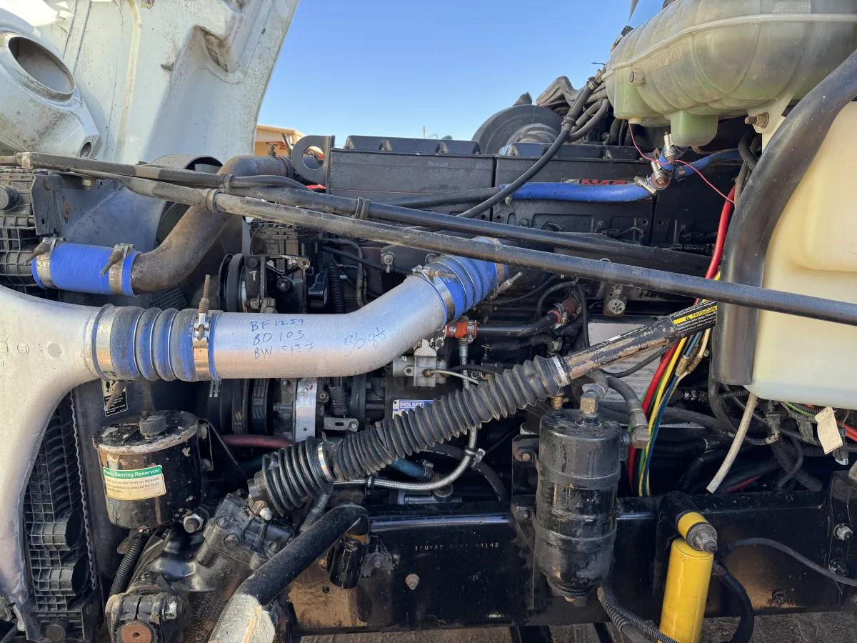 Freightliner Century Class 120 1997 - Motor Cummins - 1,051,795 millas - en venta Chihuahua