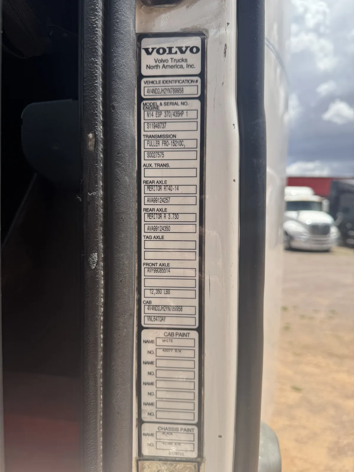 Volvo VN 2000 - Motor Cummins - 922,096 millas - en venta Chihuahua