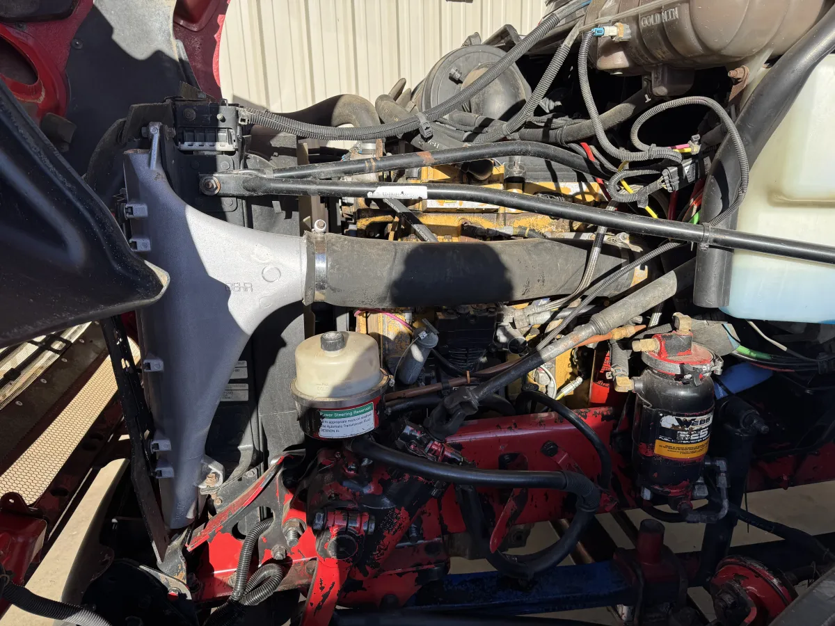 Freightliner Columbia 112 2004 - Motor Caterpillar - 964,055 millas - en venta Chihuahua