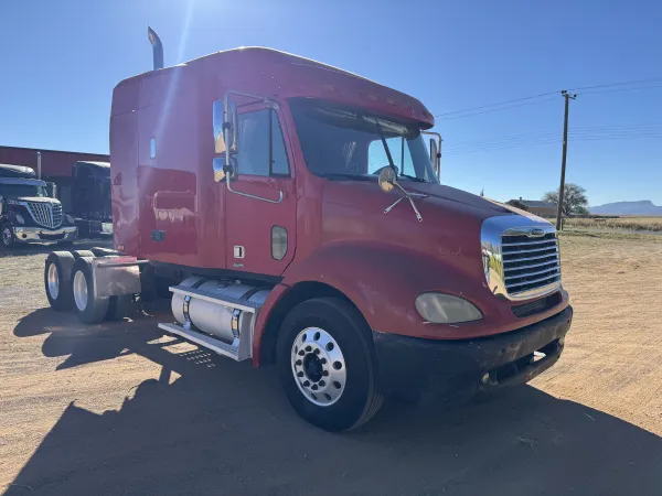 Freightliner Columbia 112 2004 tractocamión en venta Chihuahua México