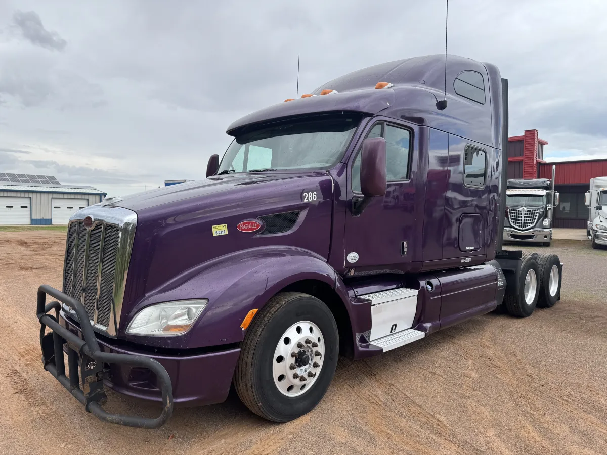 Peterbilt 587 2014 - Motor Paccar - 810,266 millas - en venta Chihuahua