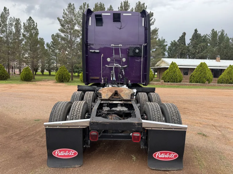 Peterbilt 587 2014 - Motor Paccar - 810,266 millas - foto 6 - en venta Chihuahua