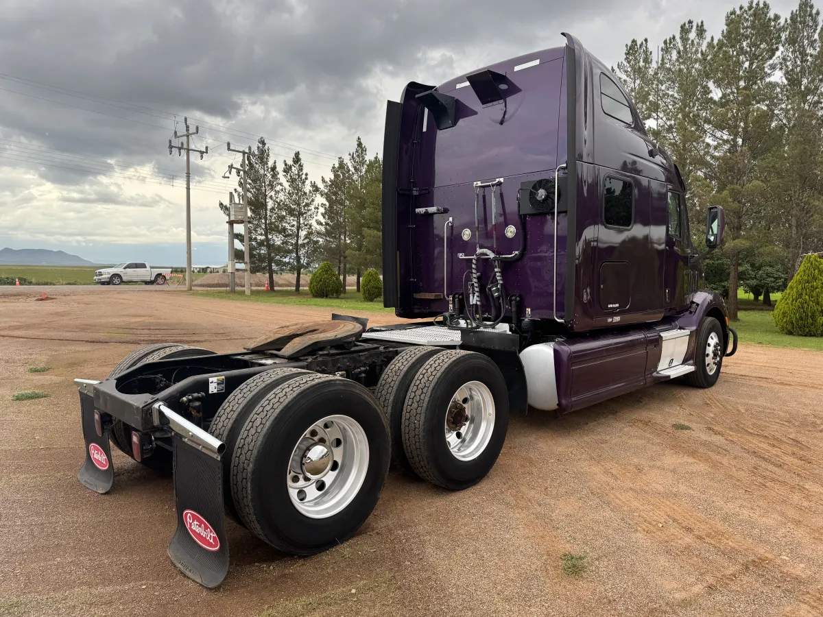 Peterbilt 587 2014 - Motor Paccar - 810,266 millas - en venta Chihuahua