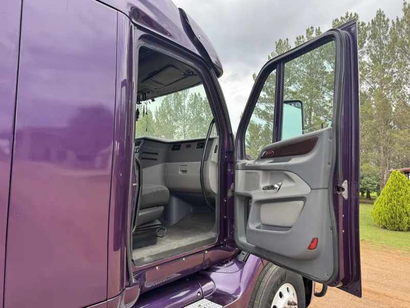 Peterbilt 587 2014 - Motor Paccar - 810,266 millas - foto 10 - en venta Chihuahua