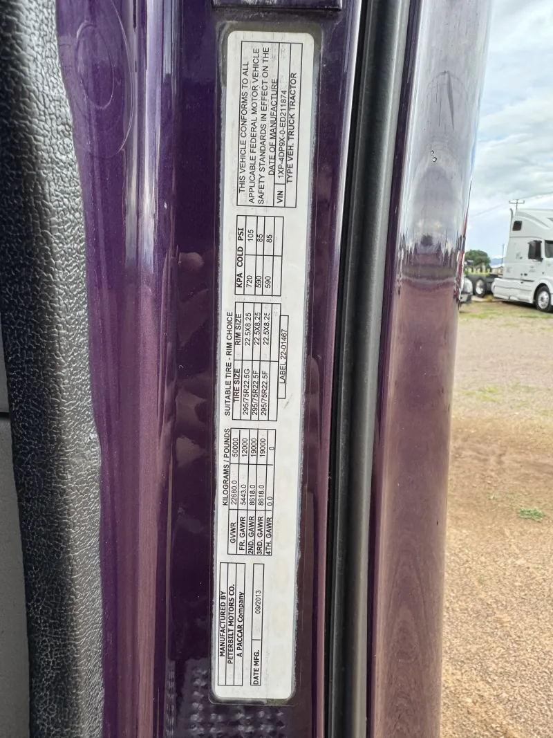 Peterbilt 587 2014 - Motor Paccar - 810,266 millas - foto 20 - en venta Chihuahua