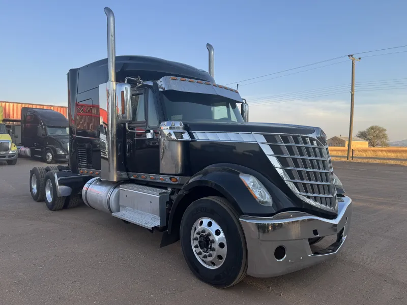 International Lonestar 2016 - Motor Cummins - 582,736 millas - foto 1 - en venta Chihuahua