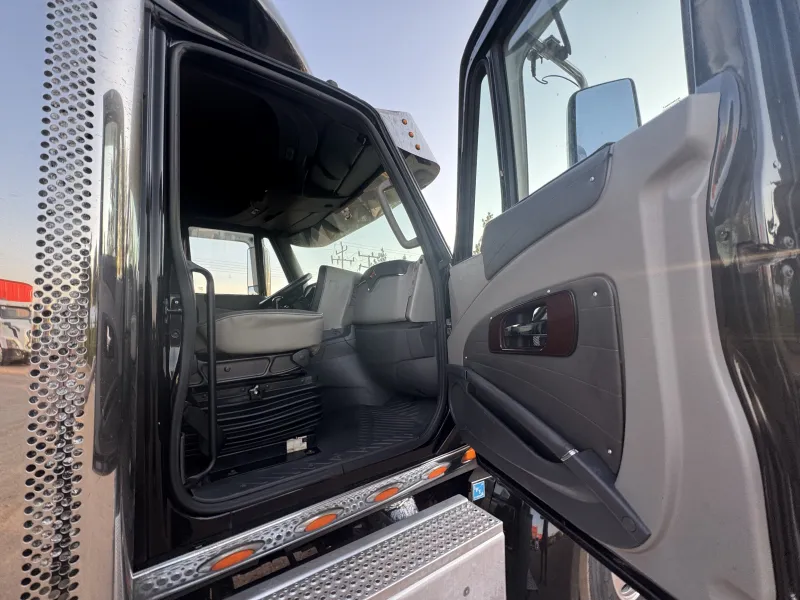 International Lonestar 2016 - Motor Cummins - 582,736 millas - foto 10 - en venta Chihuahua
