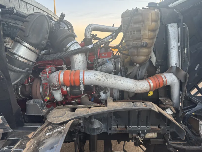 International Lonestar 2016 - Motor Cummins - 582,736 millas - foto 17 - en venta Chihuahua