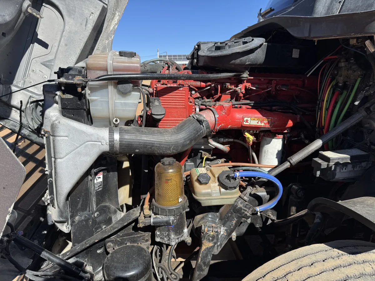 Freightliner Cascadia 2012 - Motor Cummins - 848,047 millas - en venta Chihuahua