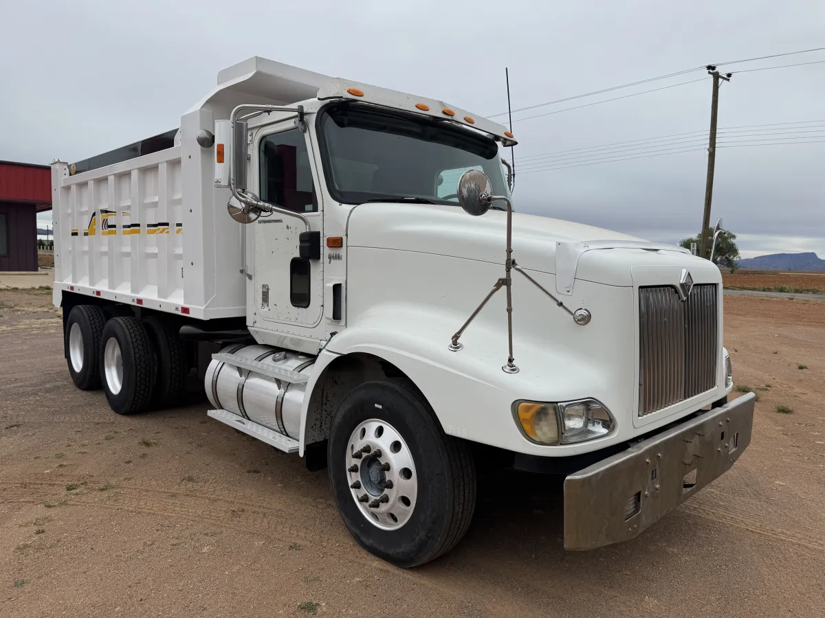 International 9400i 2002 - Motor Cummins - 853,738 millas - en venta Chihuahua