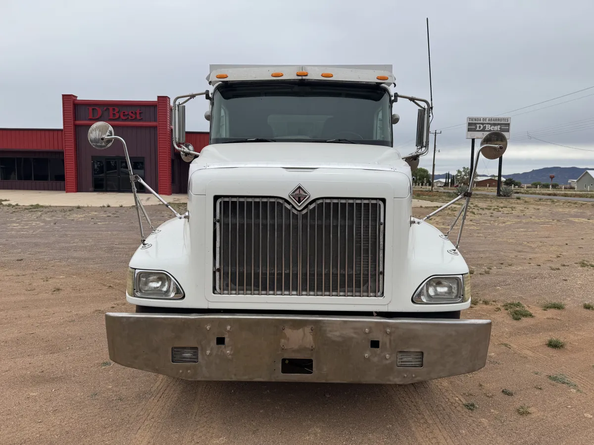 International 9400i 2002 - Motor Cummins - 853,738 millas - en venta Chihuahua