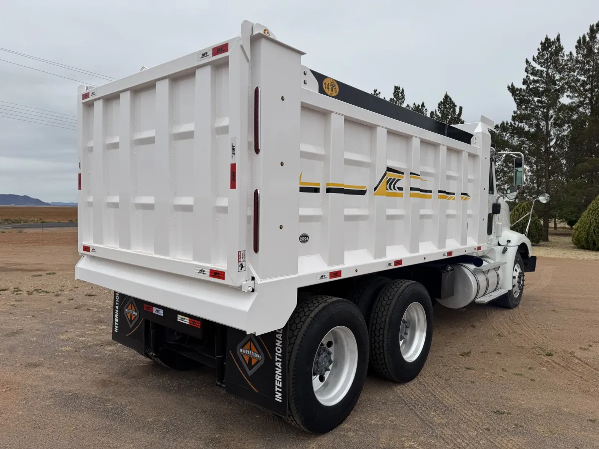 International 9400i 2002 - Motor Cummins - 853,738 millas - en venta Chihuahua