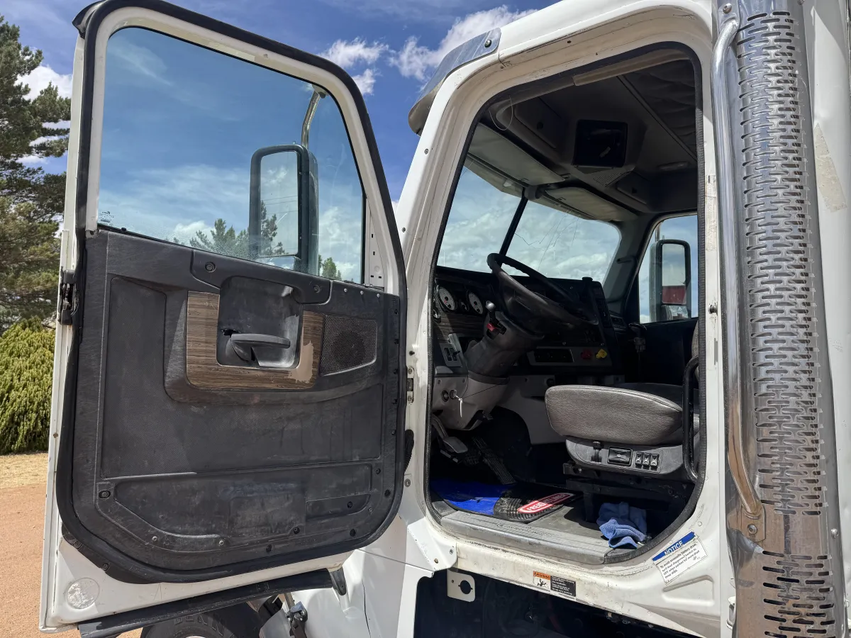 Freightliner 122SD Coronado 2016 - Motor Detroit - en venta Chihuahua