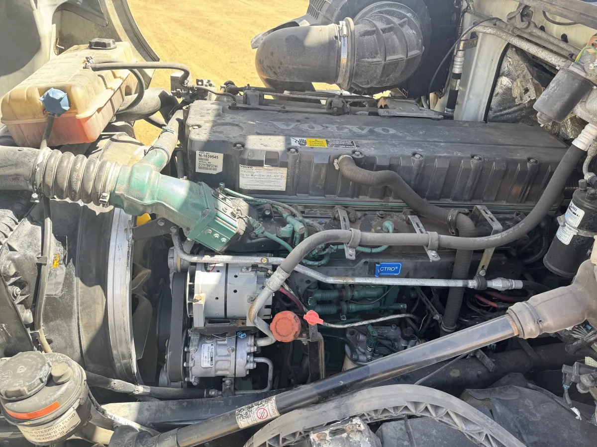 Volvo 2006 - Motor Volvo - 1,605,563 millas - en venta Chihuahua