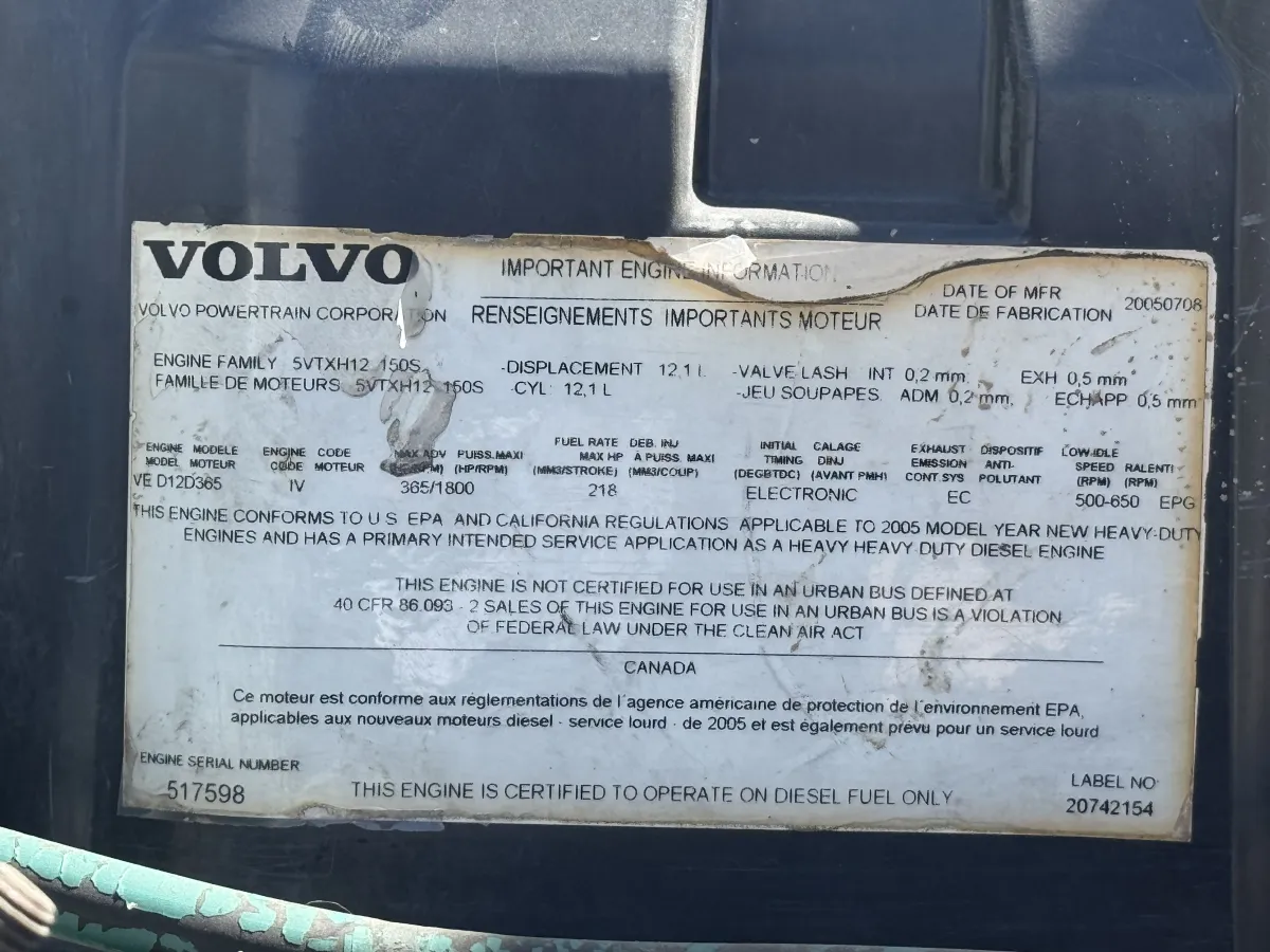 Volvo 2006 - Motor Volvo - 1,605,563 millas - en venta Chihuahua