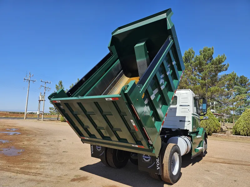 Volvo VNL 7m3 Acorazado Muelles 2016 - Motor Cummins - 964,170 millas - foto 11 - en venta Chihuahua
