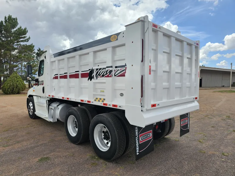 Freightliner Cascadia 2014 - Motor Detroit - 851,253 millas - foto 5 - en venta Chihuahua