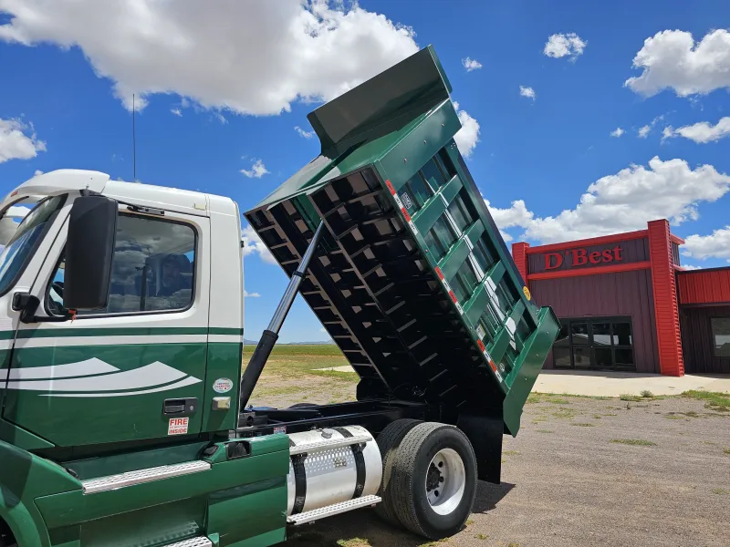 Volvo VNL 7m3 Acorazado Muelles 2013 - Motor Cummins - 640,309 millas - foto 9 - en venta Chihuahua